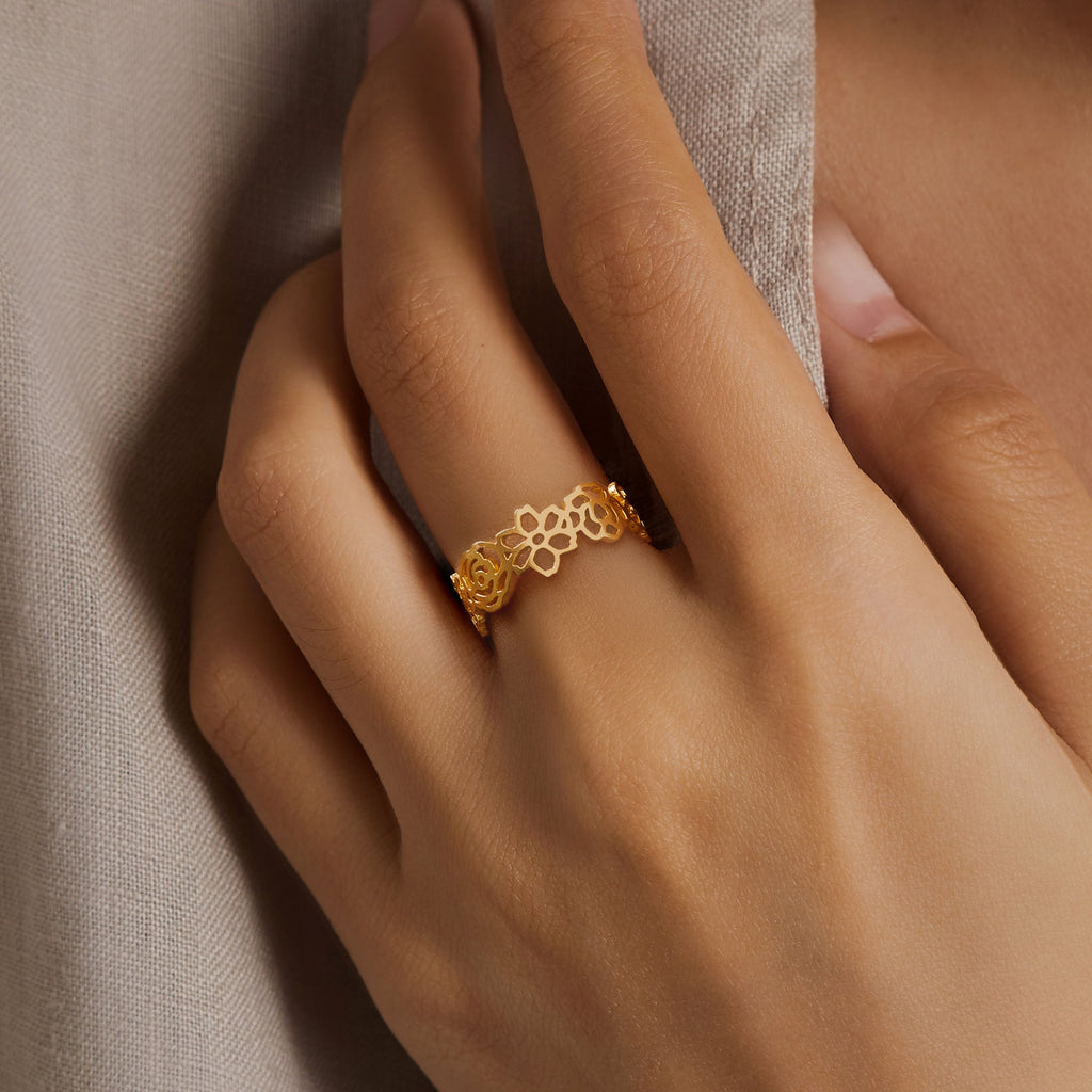 Family Birth Flower Ring