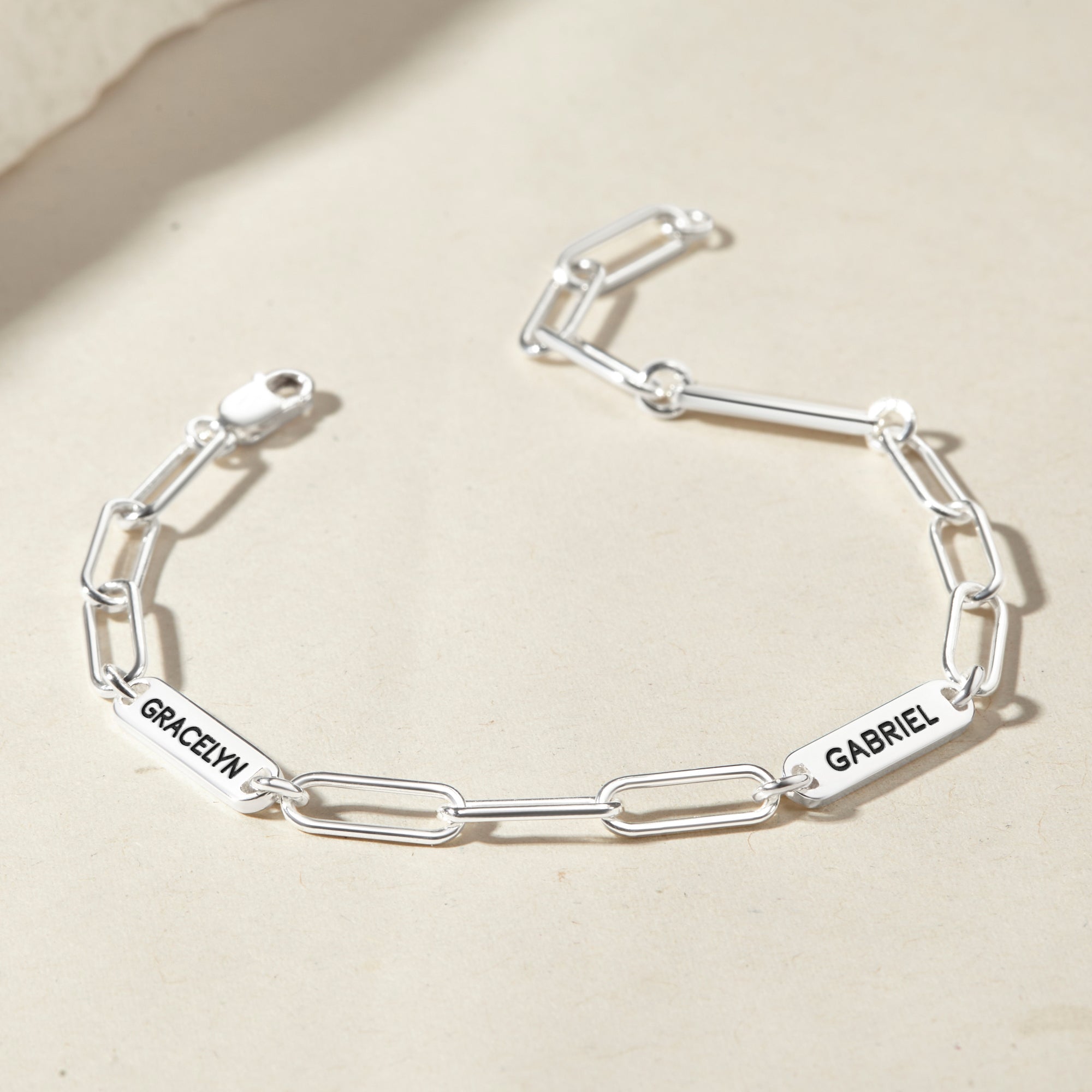 Kids Name Bracelet for Mothers - Paperclip Chain